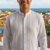 Guayabera puntada plumilla